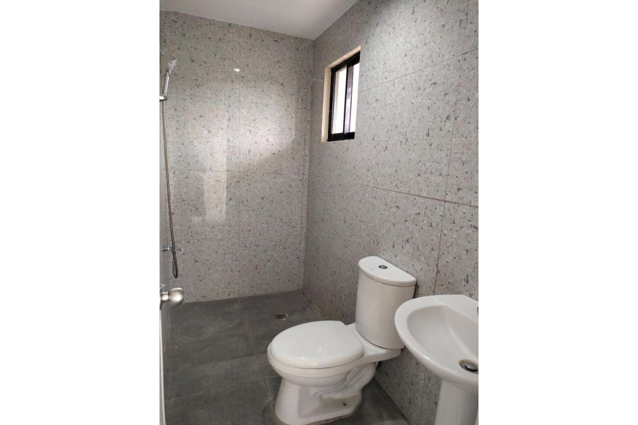 Hotel OYO 800 Ddd Habitat Dormtel Bacolod Exterior foto