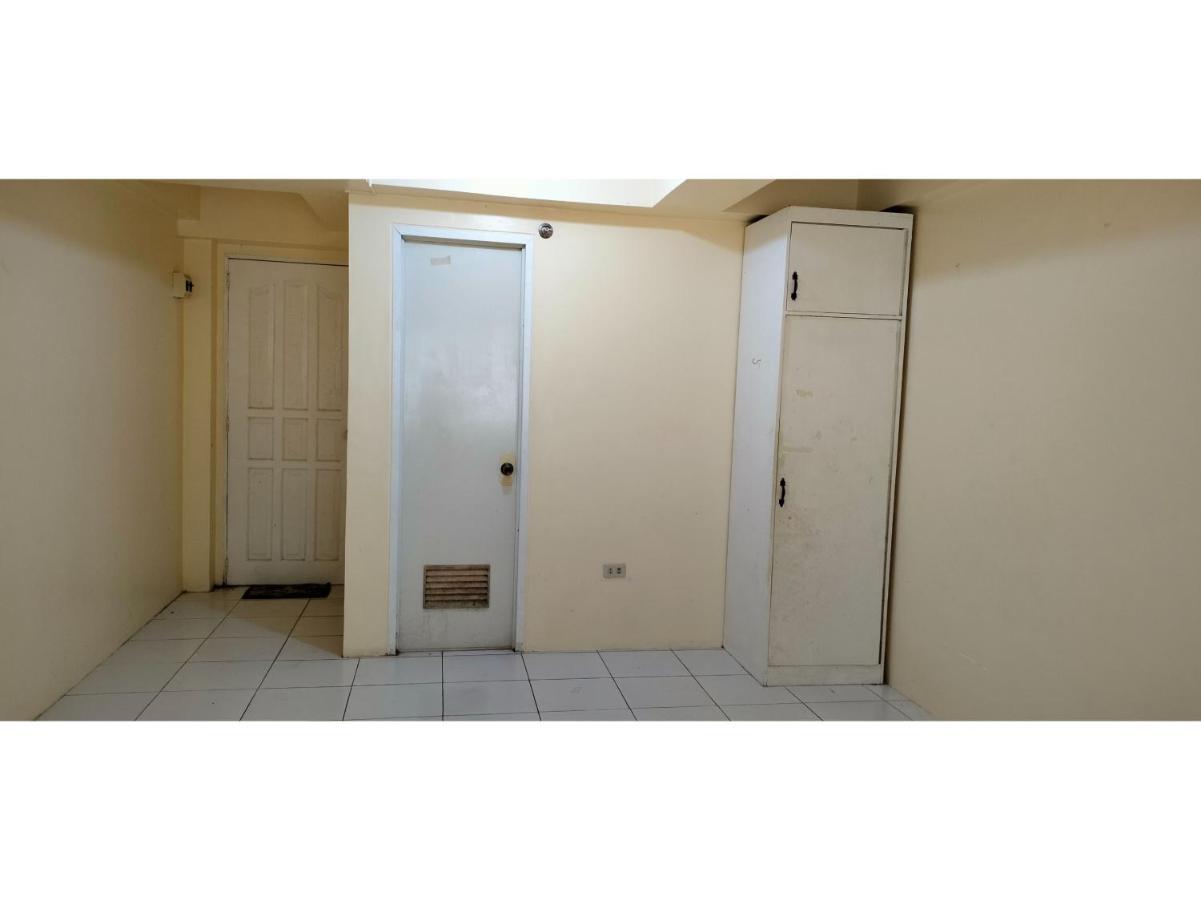 Hotel OYO 800 Ddd Habitat Dormtel Bacolod Exterior foto