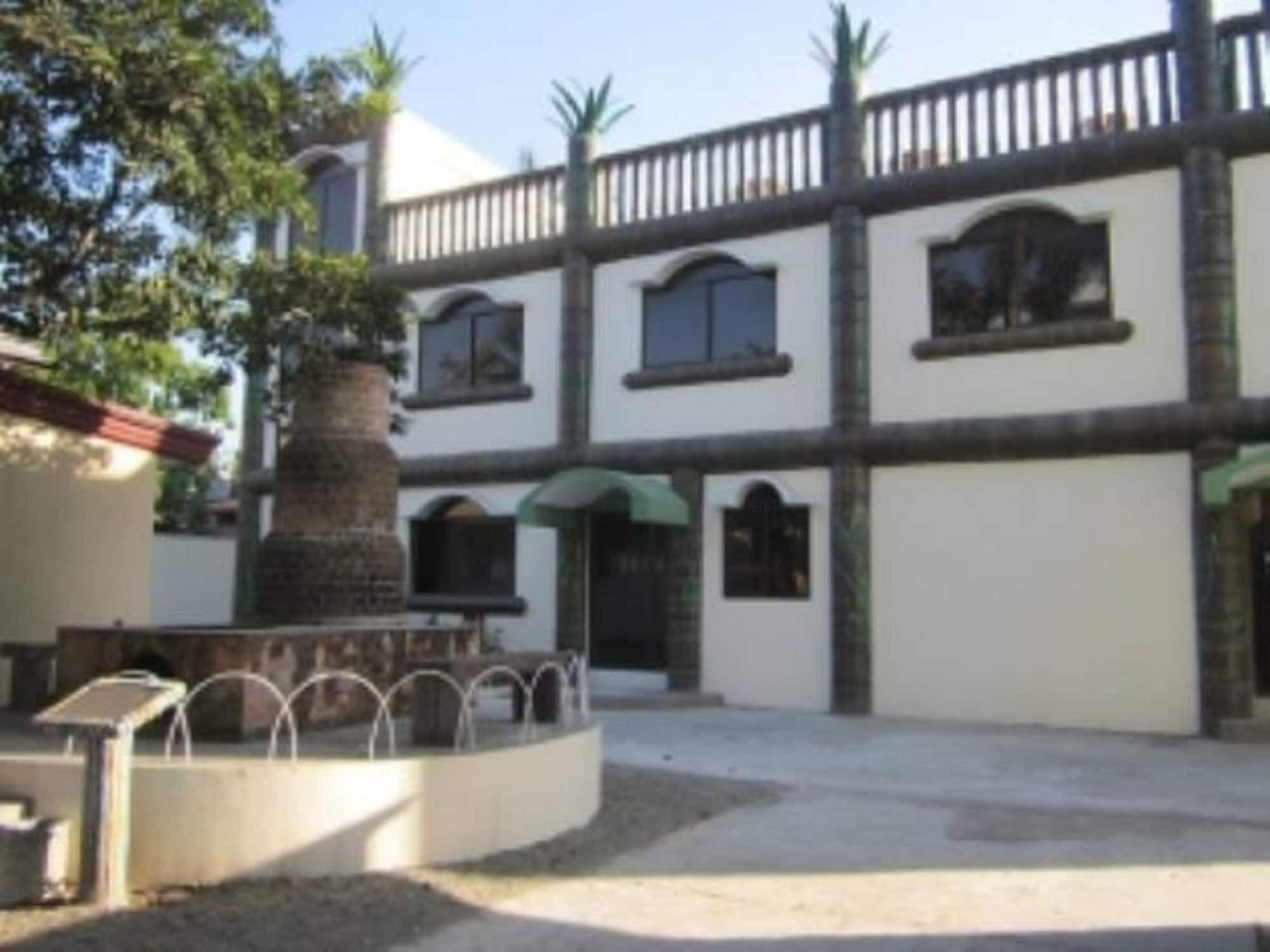 Hotel OYO 800 Ddd Habitat Dormtel Bacolod Exterior foto